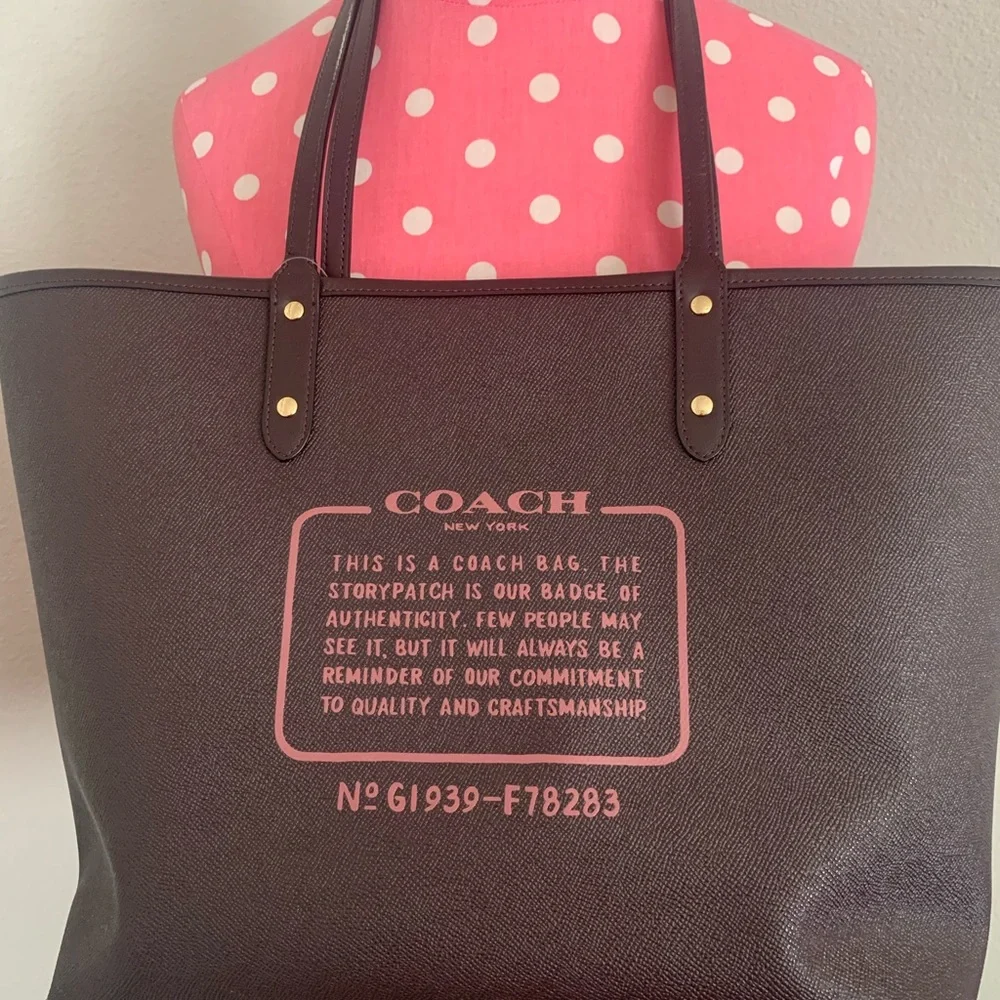 New with Tags reversible Coach Tote Bag - Picture 4 of 6